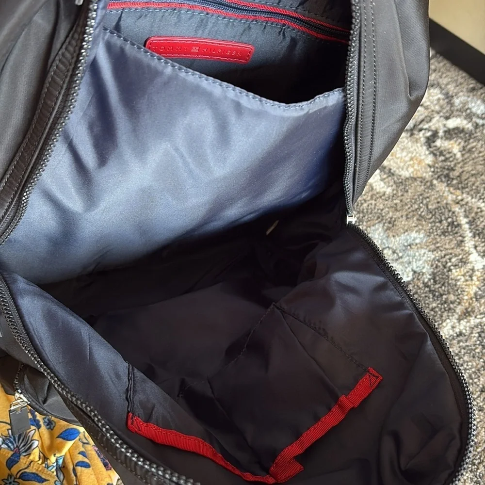 Tommy Hilfiger sleek versatile